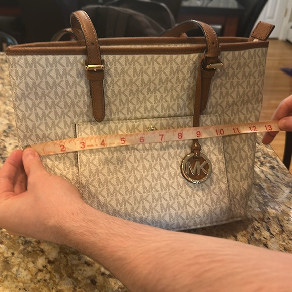 Michael Kors Brown and Cream Shoulder Bag - Picture 13 of 13